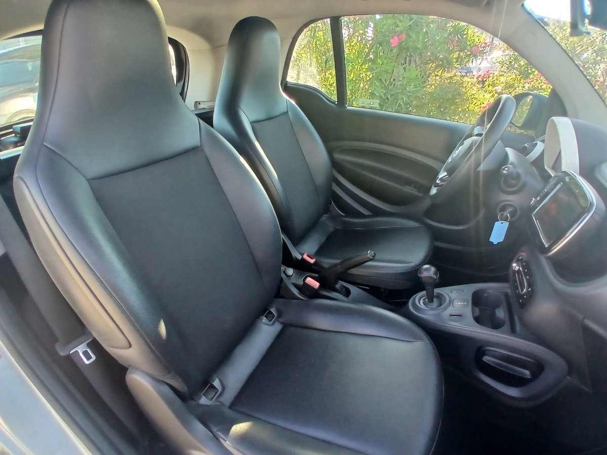 smart Fortwo 70 1.0 twinamic Youngster (16)