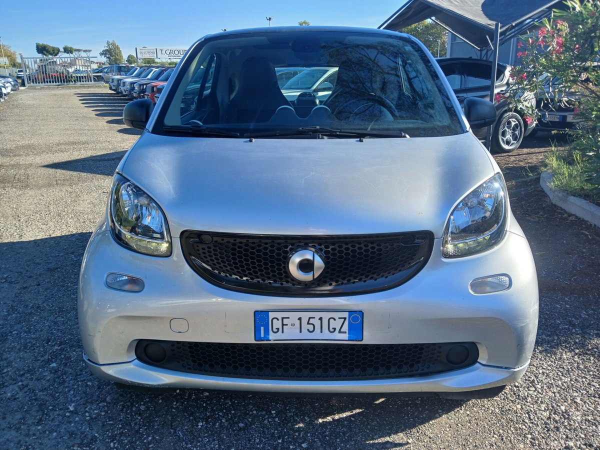 smart Fortwo 70 1.0 twinamic Youngster (2)