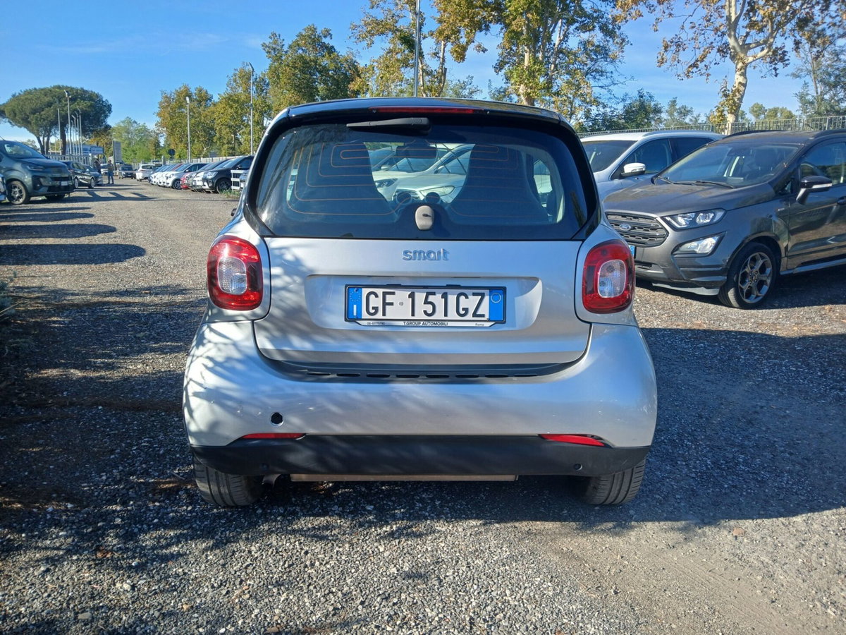 smart Fortwo 70 1.0 twinamic Youngster (6)