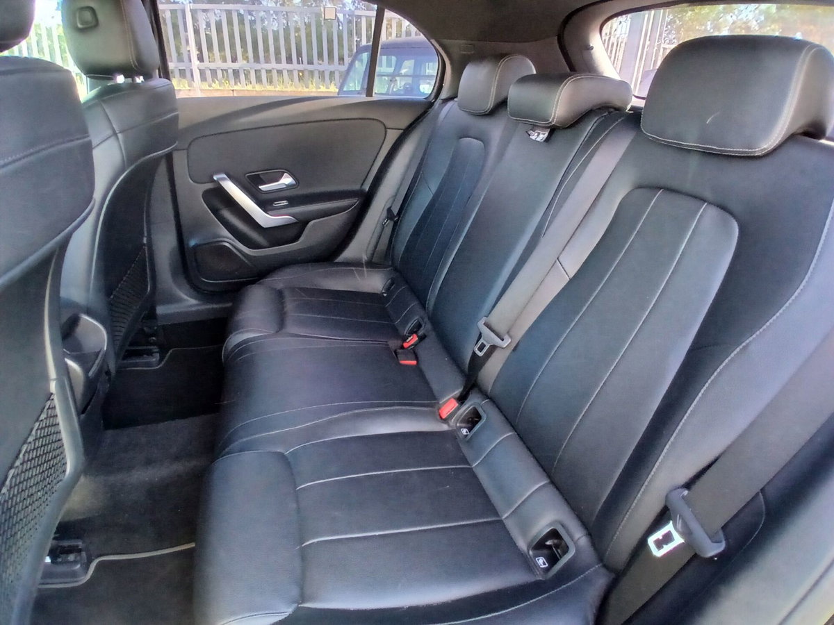 Mercedes-Benz Classe A 180 Automatic Sport (14)