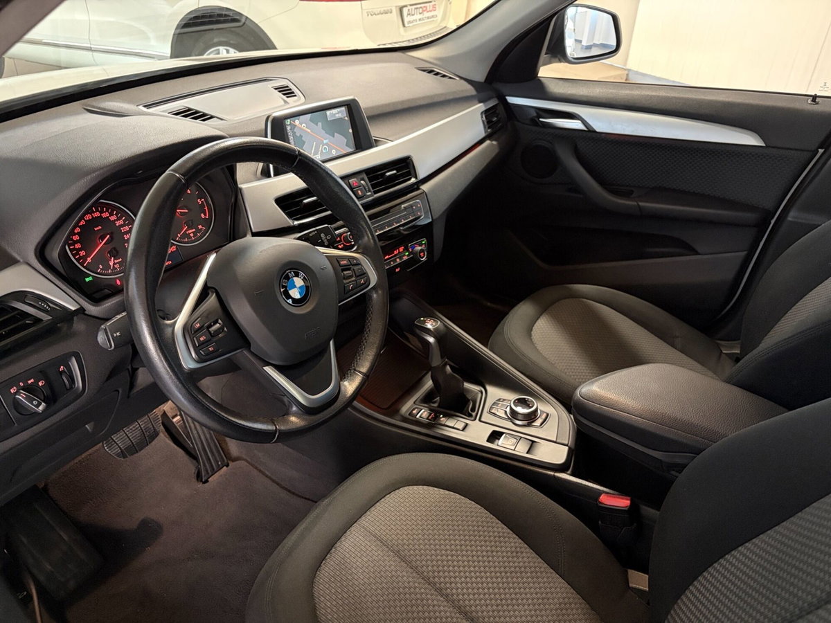 BMW X1 sDrive18d Sport (10)