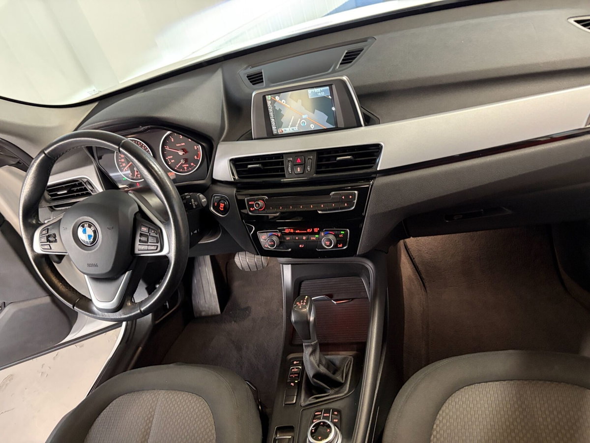 BMW X1 sDrive18d Sport (12)