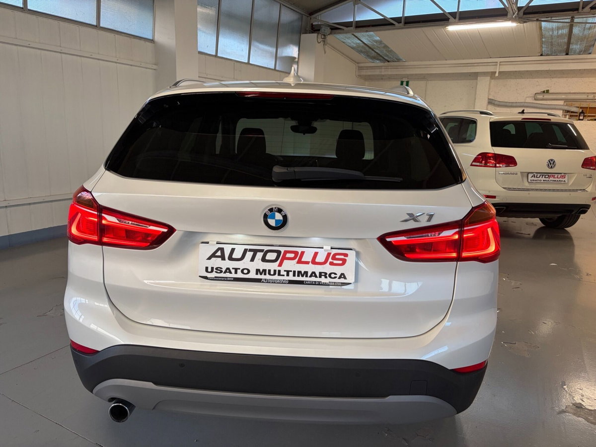 BMW X1 sDrive18d Sport (6)