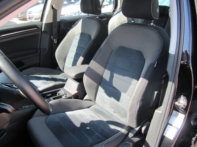 Volkswagen Golf 1.6 TDI 5p. Highline BlueMotion Technology (12)
