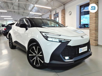 Toyota Toyota C-HR 1.8 hv Lounge fwd e-cvt usata