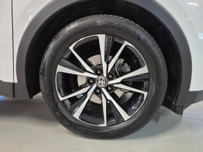 Toyota Toyota C-HR 1.8 hv Lounge fwd e-cvt (13)