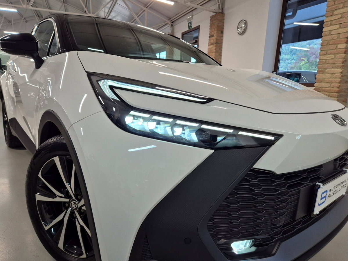 Toyota Toyota C-HR 1.8 hv Lounge fwd e-cvt (15)