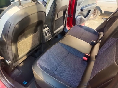 Renault Captur Full Hybrid E-Tech 145 CV Techno (14)