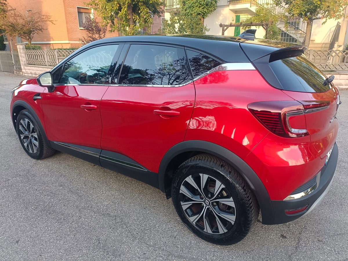 Renault Captur Full Hybrid E-Tech 145 CV Techno (7)