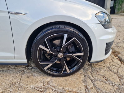 Volkswagen Golf GTD 2.0 TDI 5p. BlueMotion Technology (10)