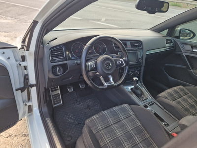 Volkswagen Golf GTD 2.0 TDI 5p. BlueMotion Technology (13)