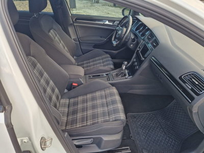 Volkswagen Golf GTD 2.0 TDI 5p. BlueMotion Technology (18)