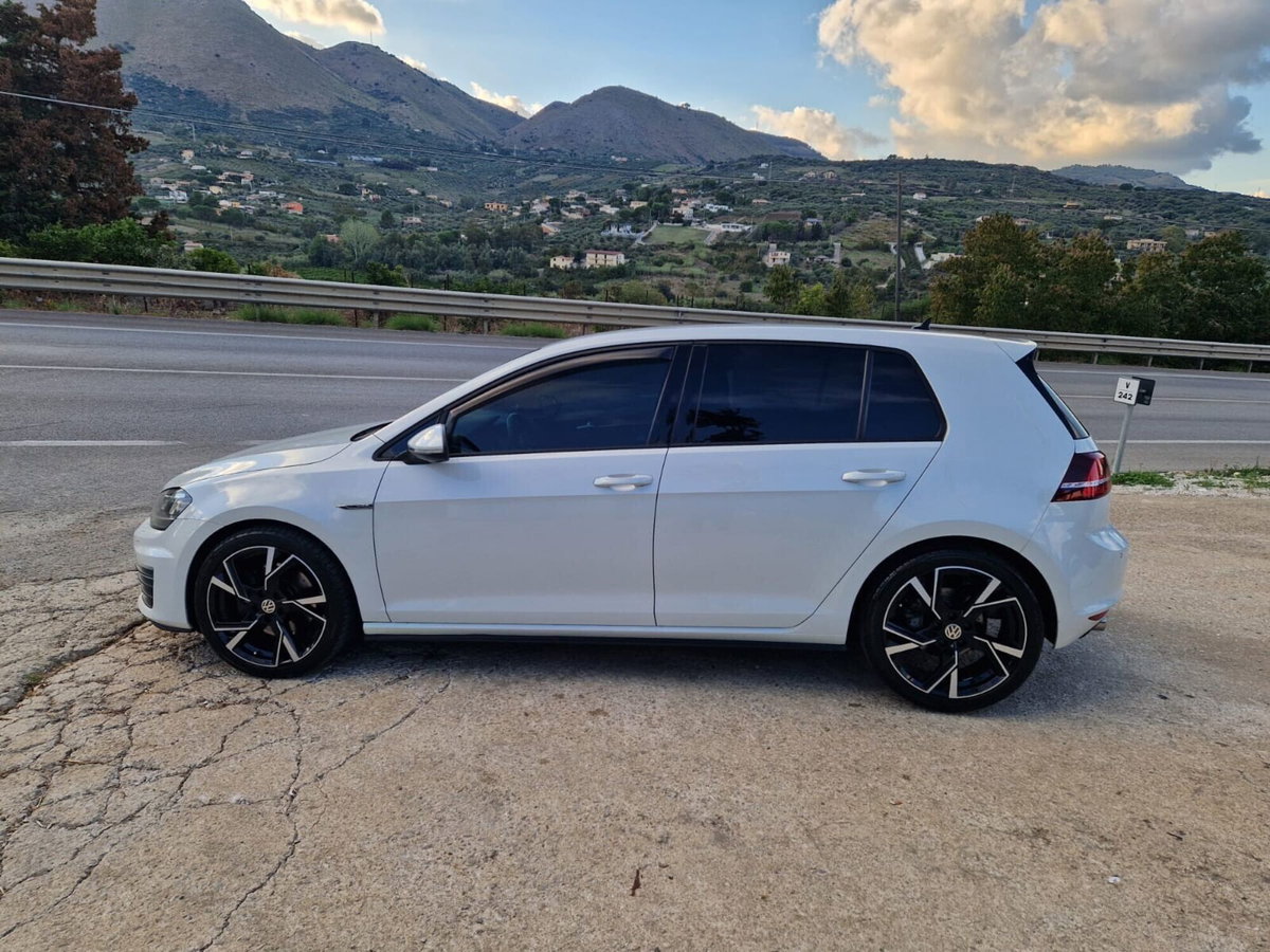 Volkswagen Golf GTD 2.0 TDI 5p. BlueMotion Technology (8)
