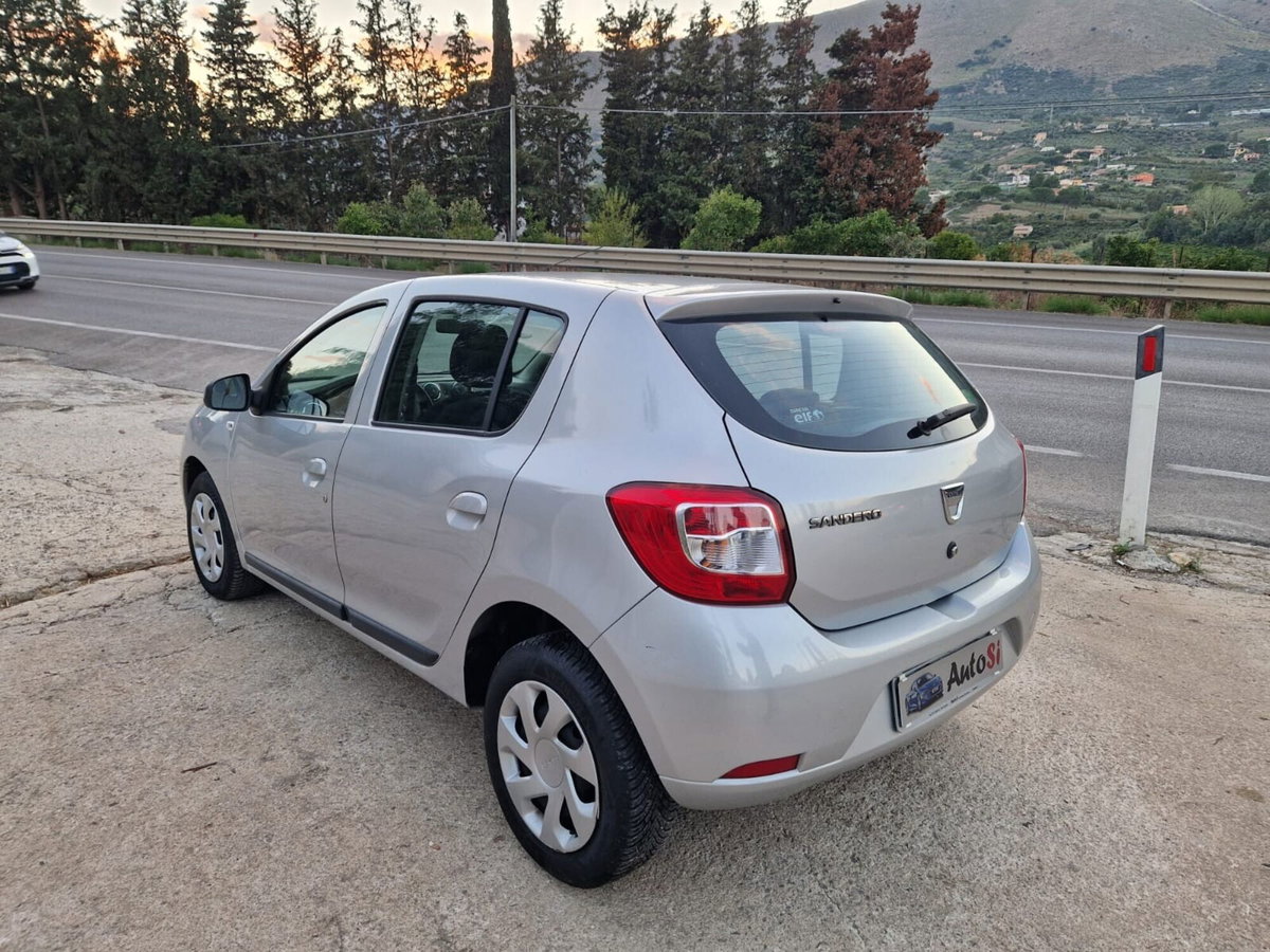 Dacia Sandero 900 TCe 12V 90CV Lauréate (9)