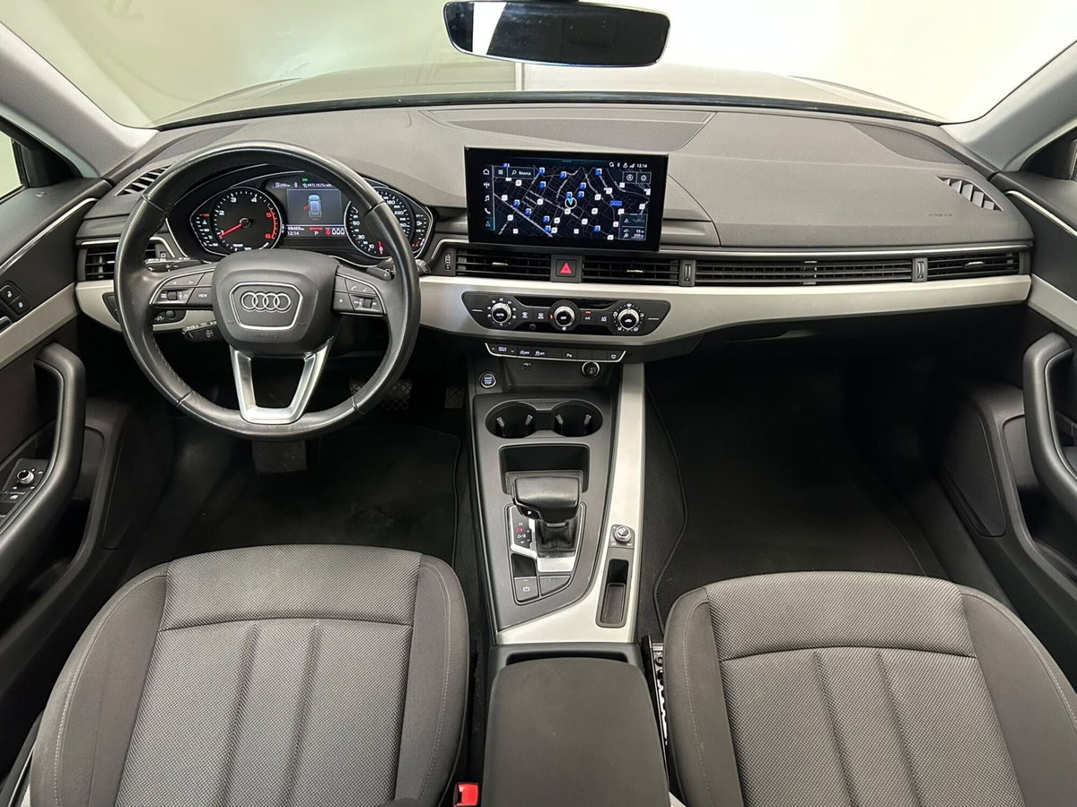 Audi A4 Avant 35 TDI/163 CV S tronic Business Advanced (11)