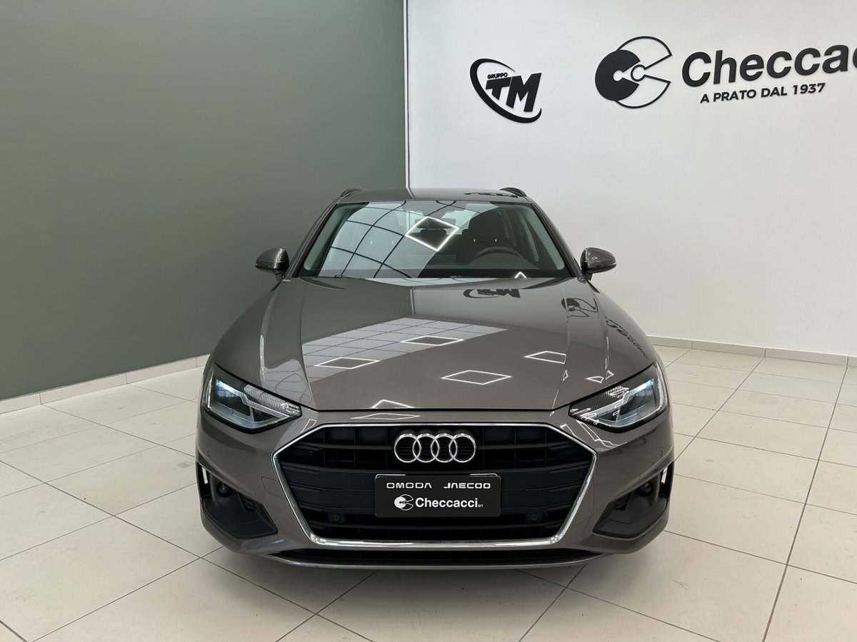 Audi A4 Avant 35 TDI/163 CV S tronic Business Advanced (3)