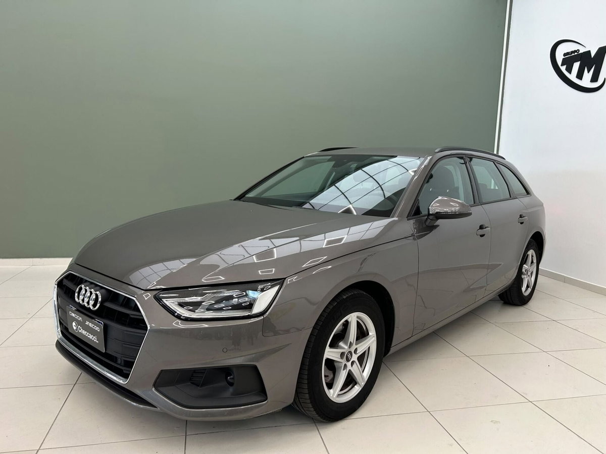 Audi A4 Avant 35 TDI/163 CV S tronic Business Advanced (4)