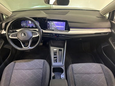 Volkswagen Golf 1.0 eTSI EVO DSG Life (10)