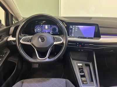 Volkswagen Golf 1.0 eTSI EVO DSG Life (13)