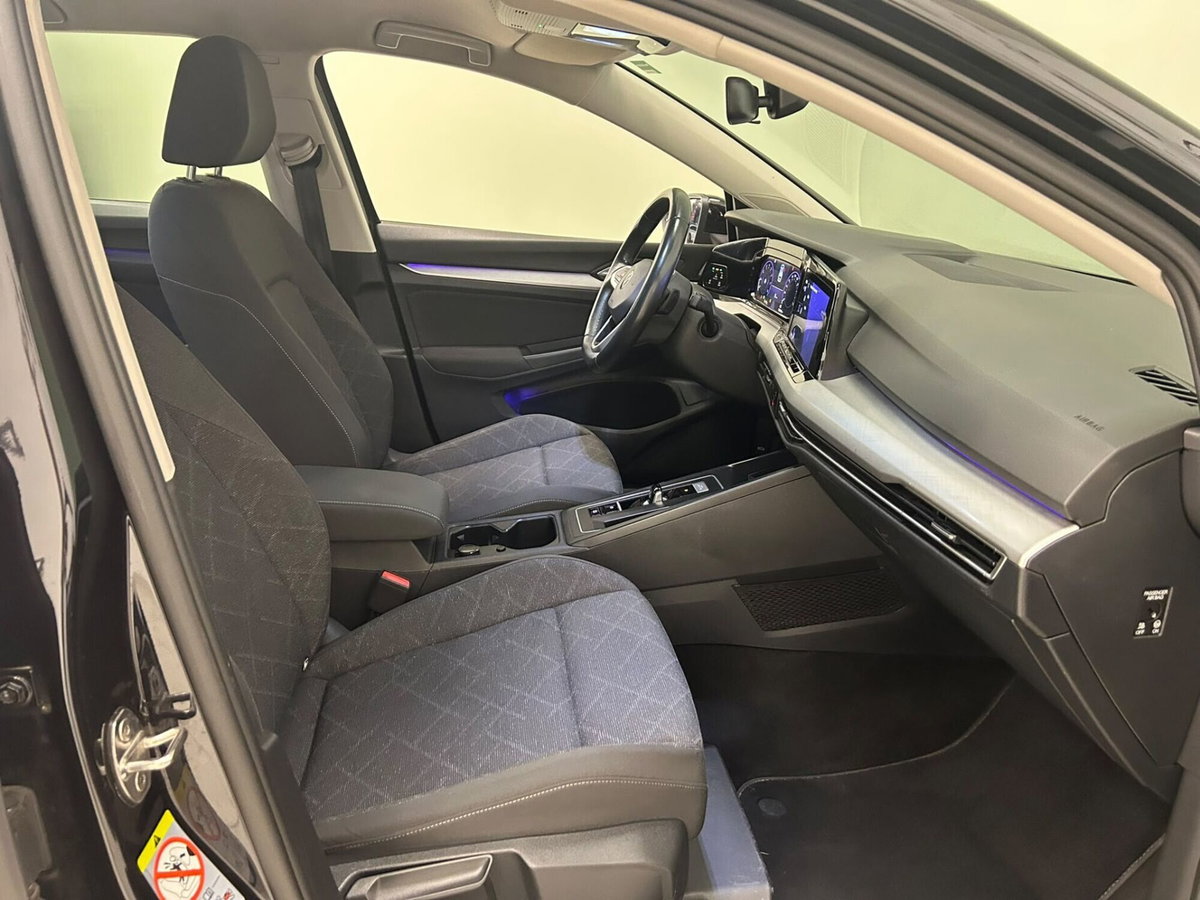 Volkswagen Golf 1.0 eTSI EVO DSG Life (16)