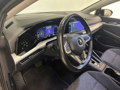 Volkswagen Golf 1.0 eTSI EVO DSG Life (17)