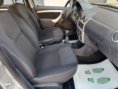 Dacia Sandero 1.2 16V Ambiance (10)