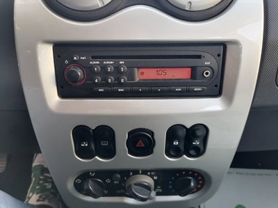 Dacia Sandero 1.2 16V Ambiance (15)