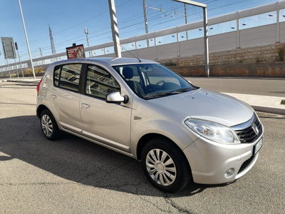 Dacia Sandero 1.2 16V Ambiance (4)