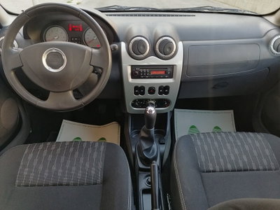 Dacia Sandero 1.2 16V Ambiance (8)