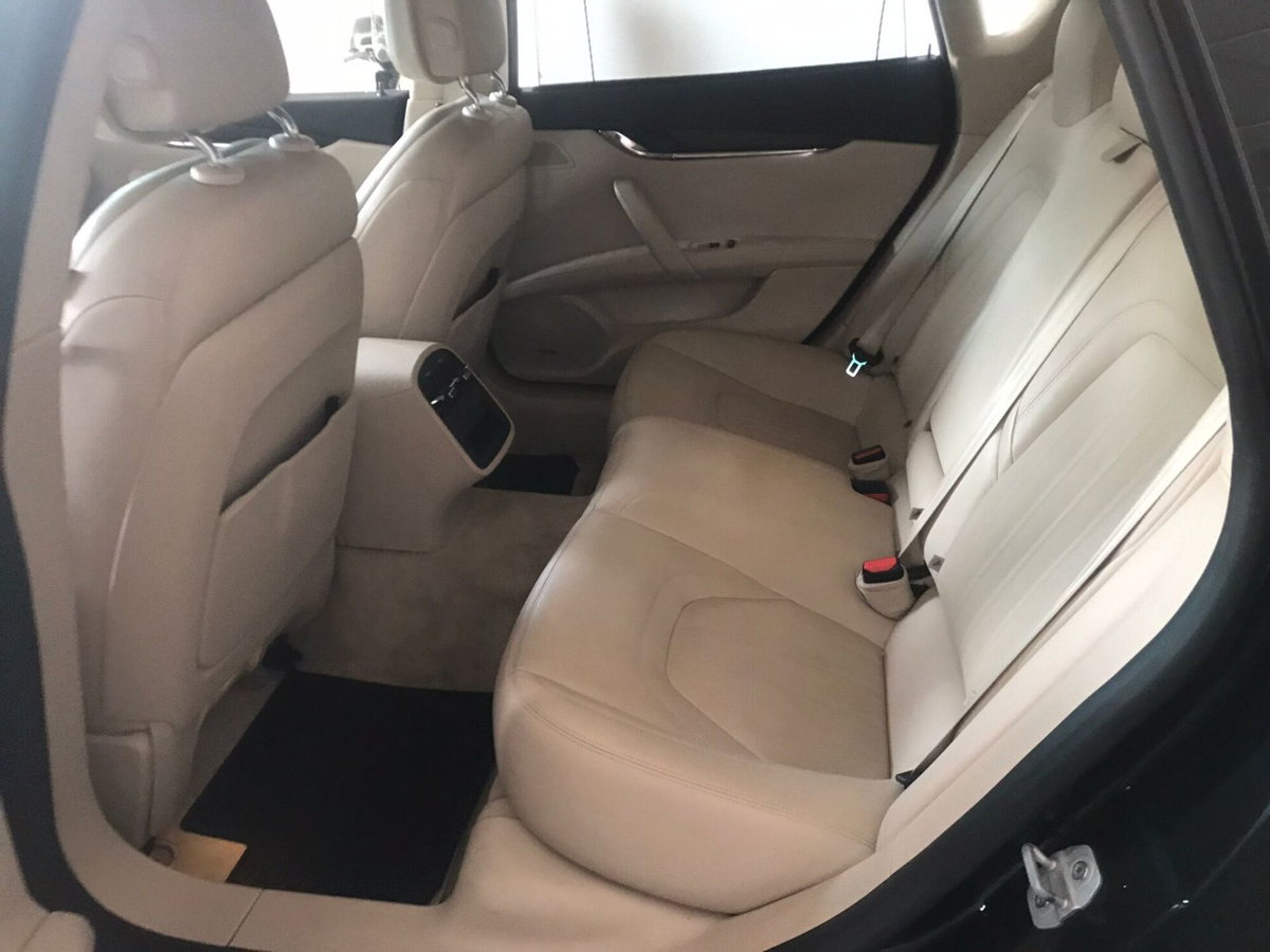 Maserati Quattroporte V6 Diesel (6)