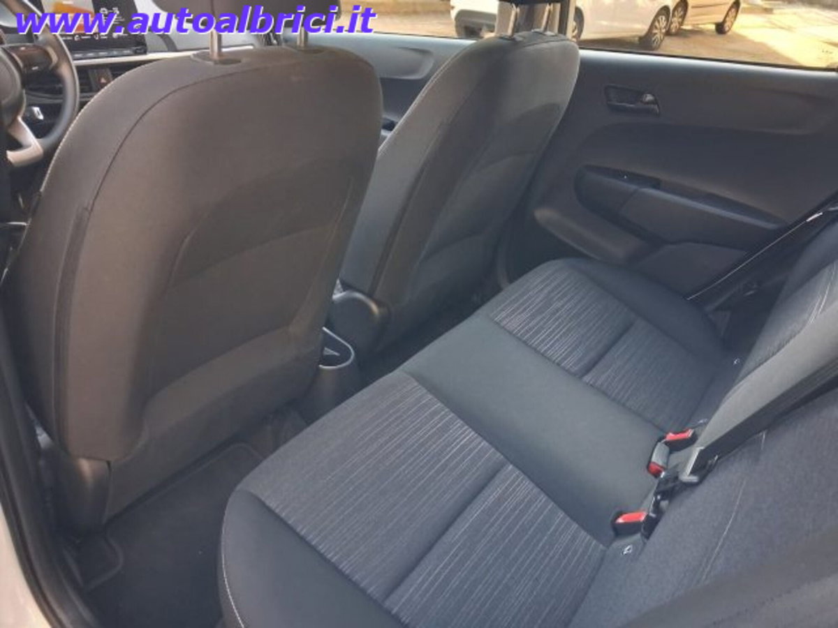 Kia Picanto 1.0 12V 5 porte AMT Urban (17)