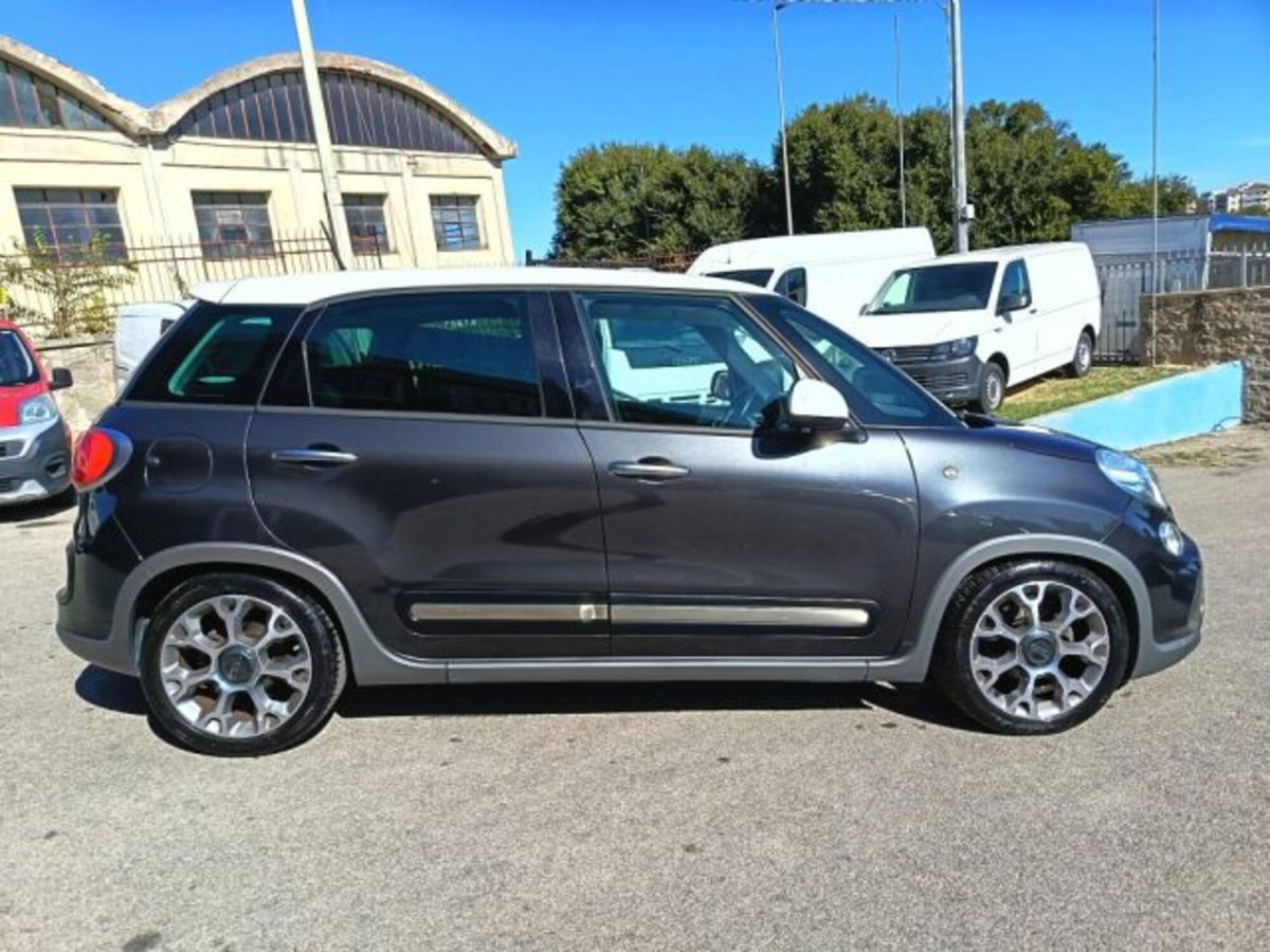 Fiat 500L 1.6 Multijet 120 CV Trekking (5)