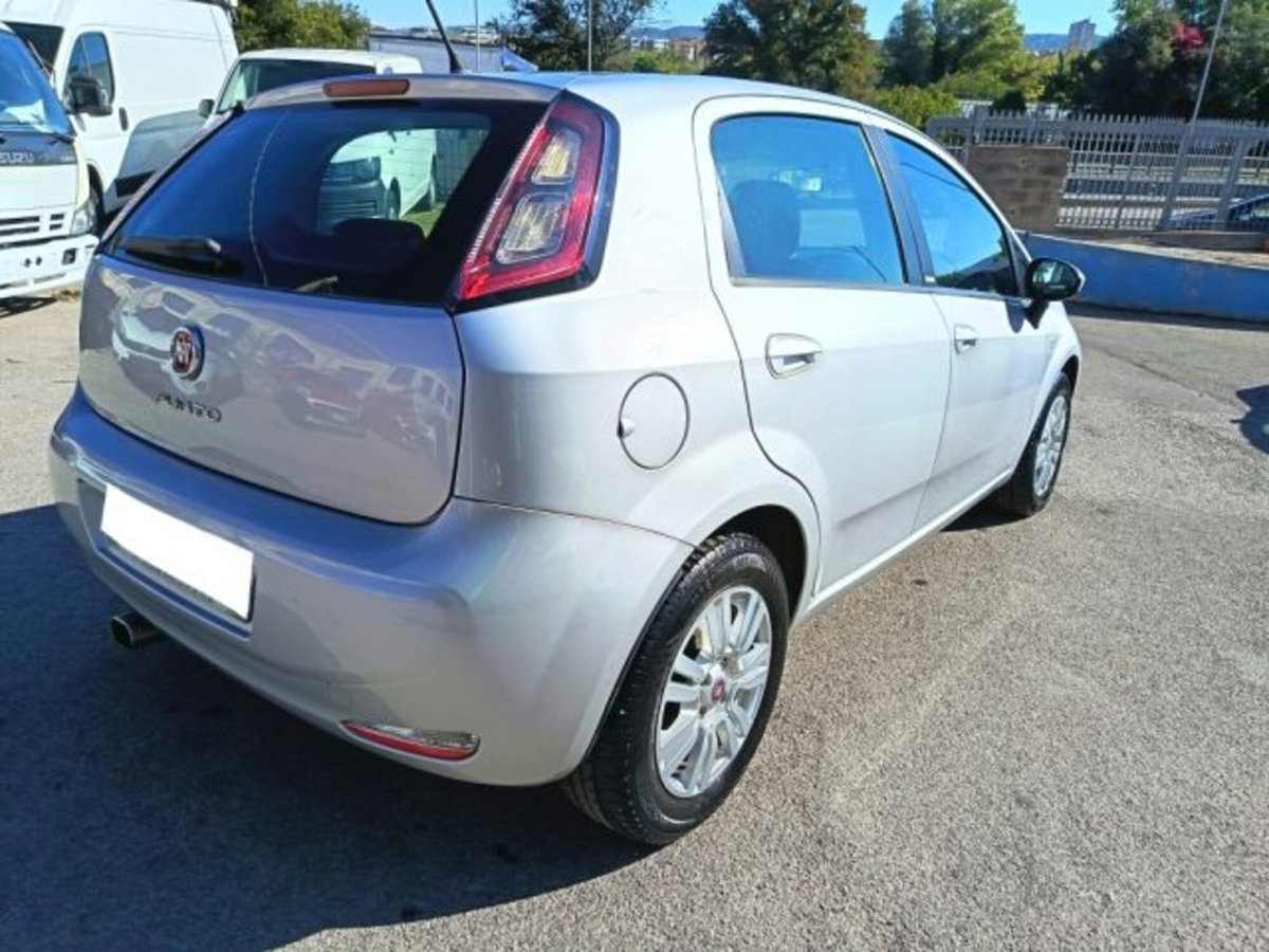 Fiat Punto 1.2 8V 5 porte Lounge (7)