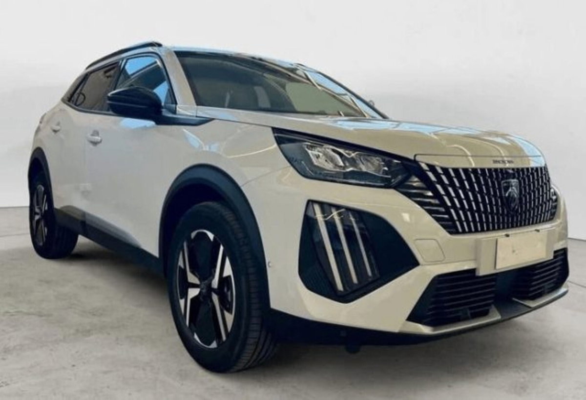 Peugeot 2008 1.2 hybrid Allure 145cv e-dcs6 (3)