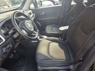 Jeep Renegade 1.3 T4 DDCT Limited (11)