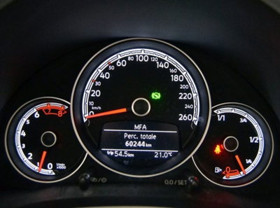 Volkswagen Maggiolino Cabrio 1.2 TSI Design (10)