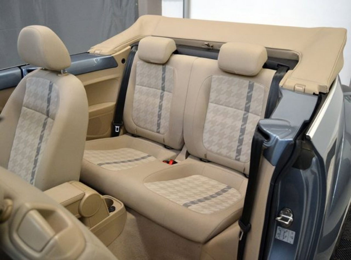 Volkswagen Maggiolino Cabrio 1.2 TSI Design (4)