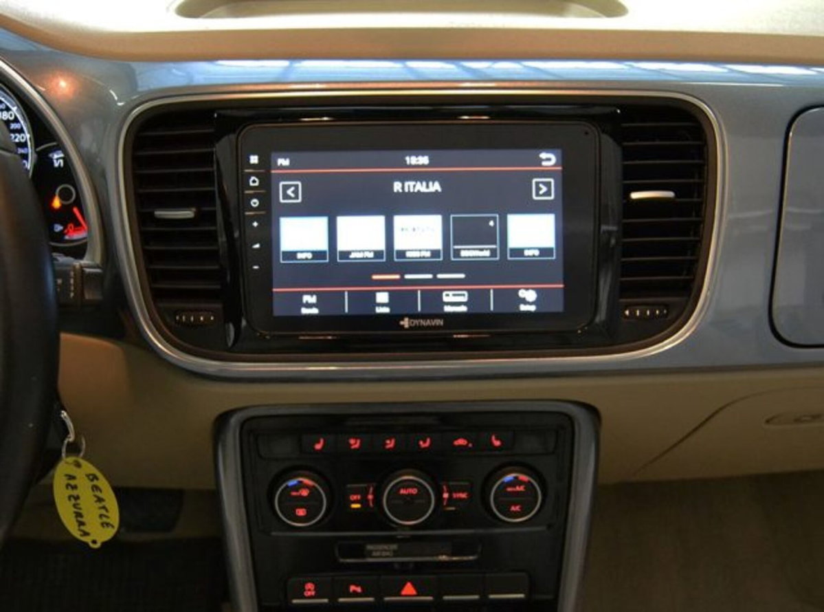 Volkswagen Maggiolino Cabrio 1.2 TSI Design (6)