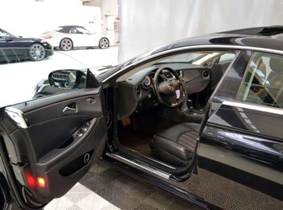 Mercedes-Benz CLS 320 CDI (2)