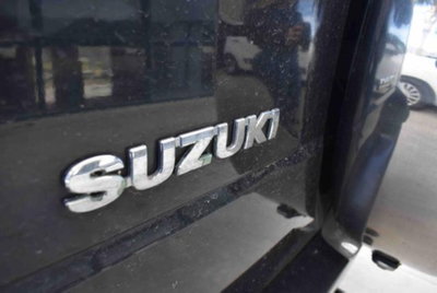 Suzuki Grand Vitara 1.9 DDiS 3 porte Offroad (16)