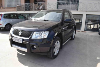 Suzuki Grand Vitara 1.9 DDiS 3 porte Offroad (2)
