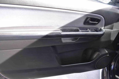 Suzuki Grand Vitara 1.9 DDiS 3 porte Offroad (8)