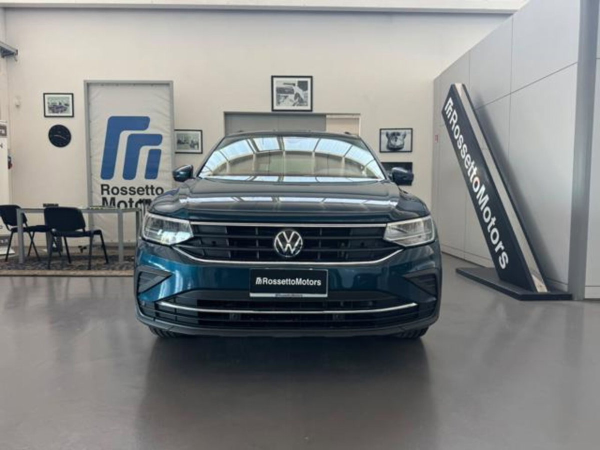 Volkswagen Tiguan 2.0 tdi Life 150cv dsg (2)