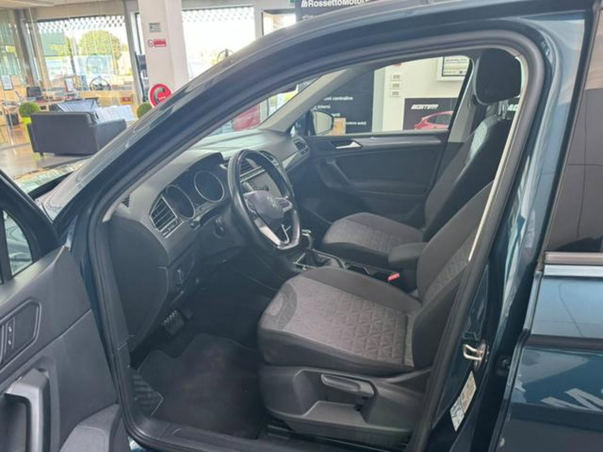 Volkswagen Tiguan 2.0 tdi Life 150cv dsg (7)