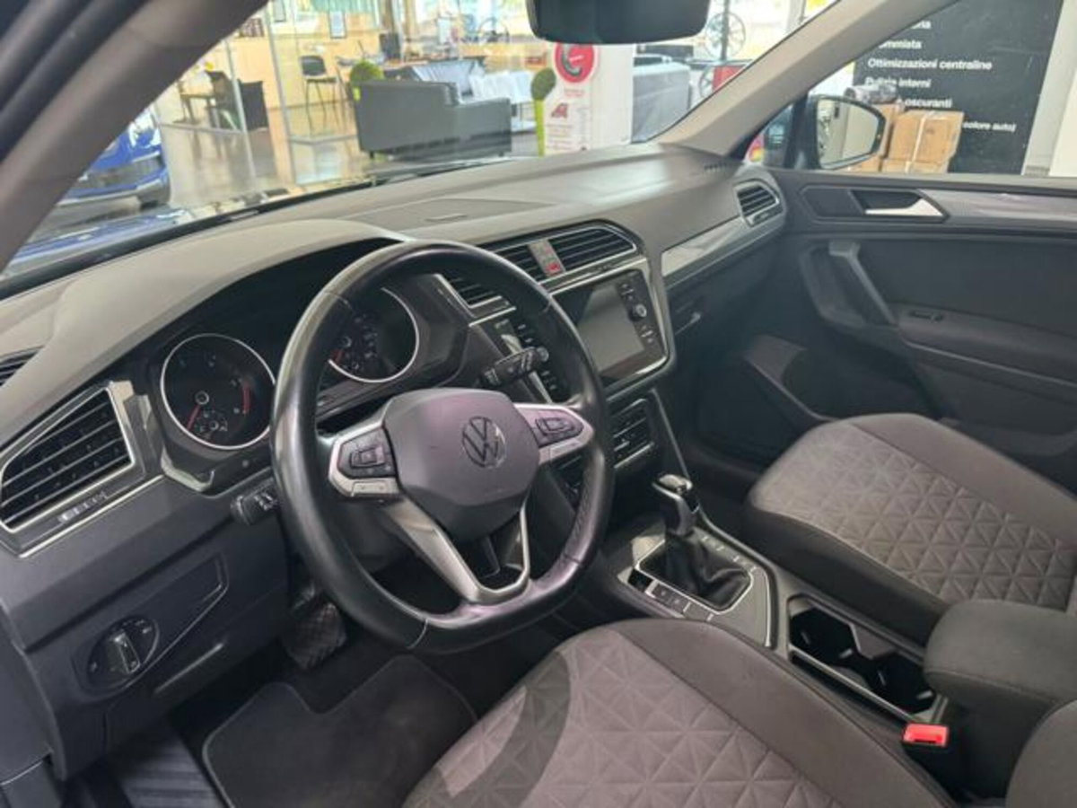Volkswagen Tiguan 2.0 tdi Life 150cv dsg (8)