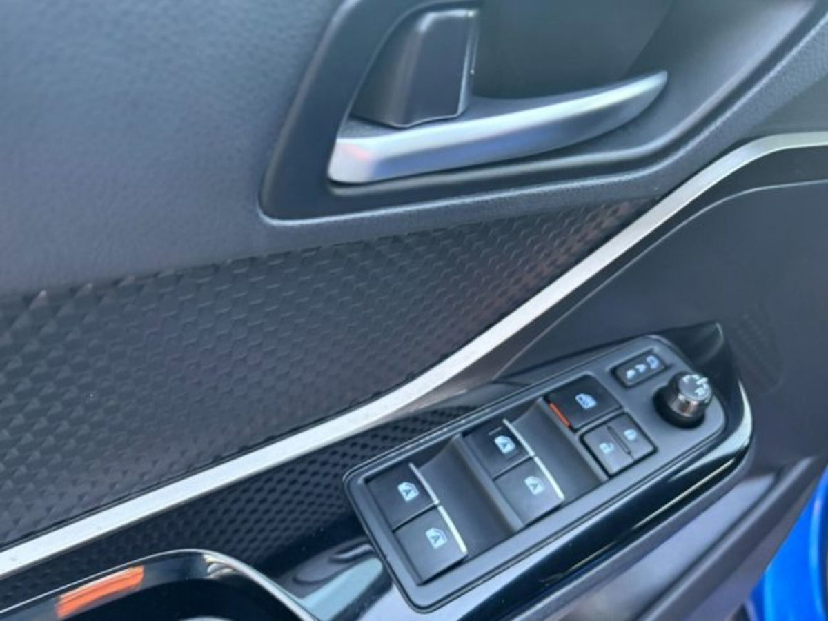 Toyota Toyota C-HR 1.8 Hybrid E-CVT Trend (11)