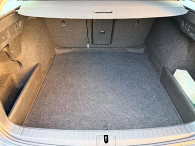 Skoda Octavia Station Wagon 2.0 TDI EVO SCR DSG Wagon Executive (16)