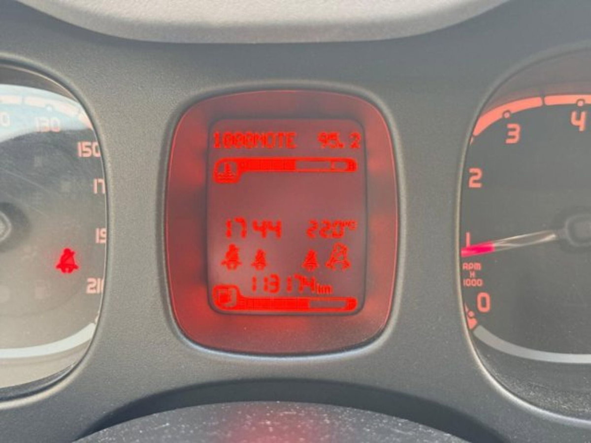 Fiat Panda 1.2 City Cross (10)