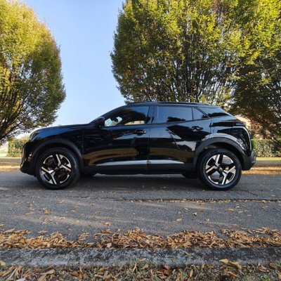 Peugeot 2008 1.2 hybrid Allure 145cv e-dcs6 (5)