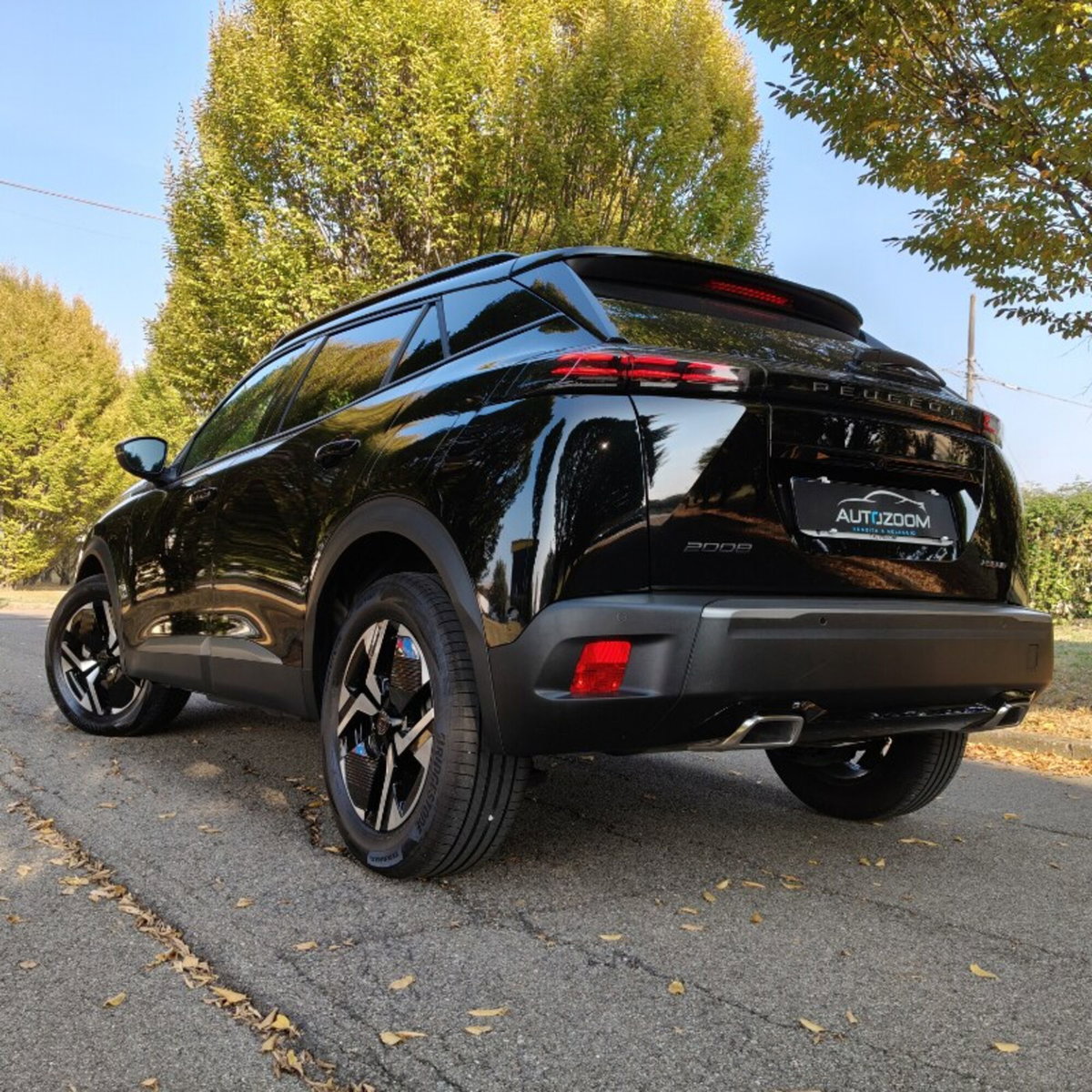 Peugeot 2008 1.2 hybrid Allure 145cv e-dcs6 (7)